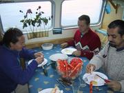 027 Crabe a table