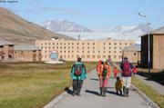 010 Visite Pyramiden suite