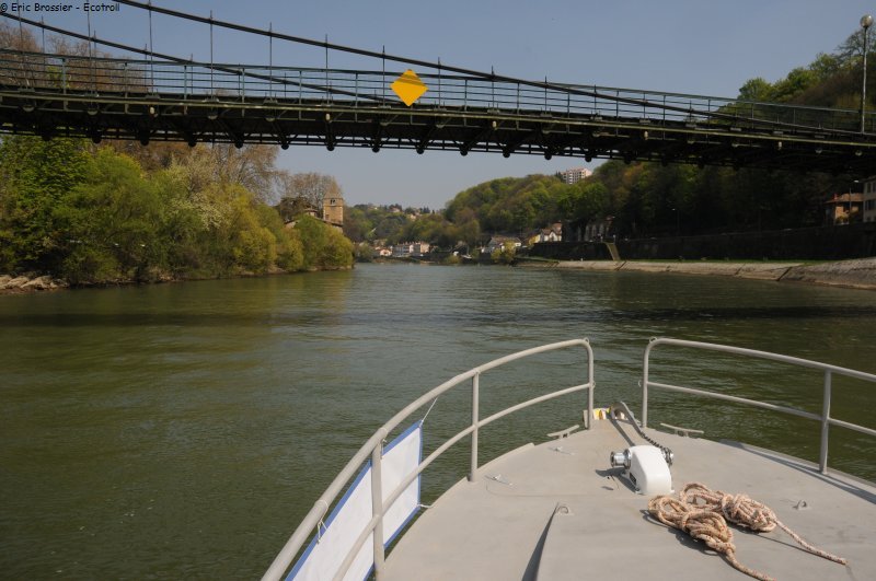 032 En remontant la Saone