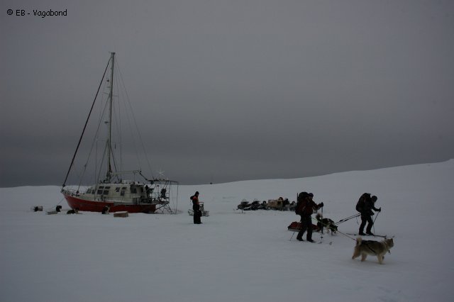 102 Depart equipiers a ski pour Longyearbyen