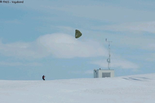 216 Eric kite cabane