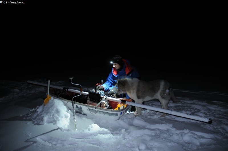 098 Glaciometre EM31 nuit polaire