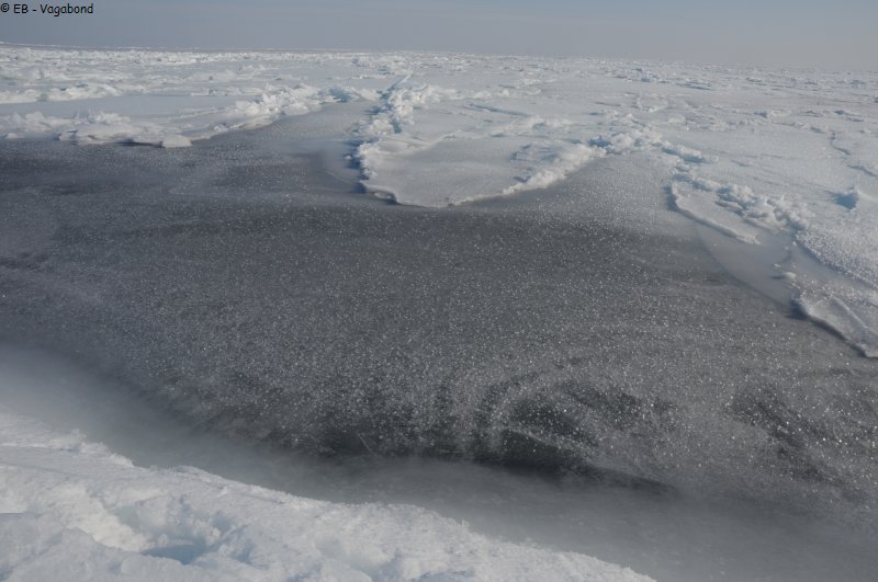 302 La glace se reforme