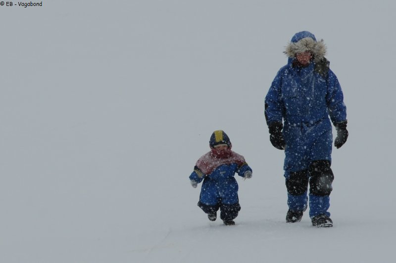 365 Leonie fonce sous la neige